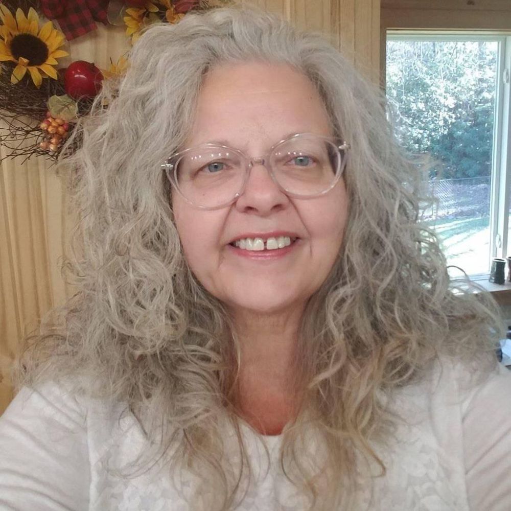 Meet your Posher, Deb